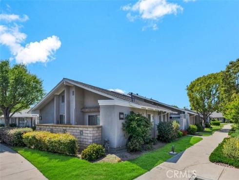 8815 Yuba 1102A Circle, Huntington Beach, CA