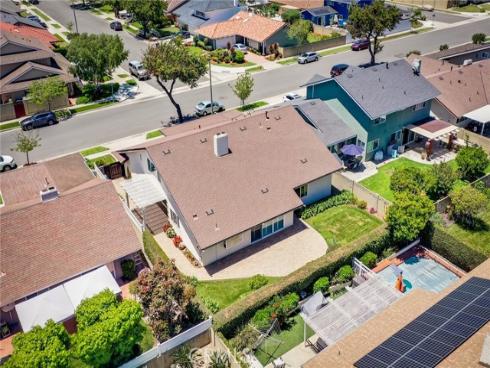 16292 Wishingwell , Huntington Beach, CA