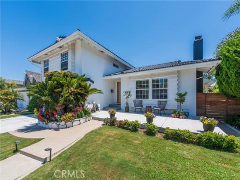 17392 Almelo Lane, Huntington Beach, CA