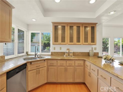 8452 Deepview Drive, Huntington Beach, CA