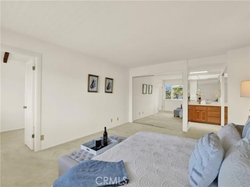 8452 Deepview Drive, Huntington Beach, CA