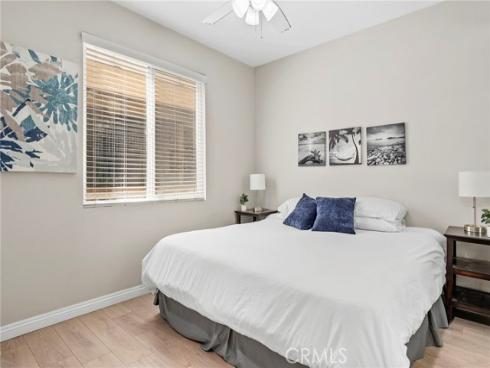 2000 Pacific Coast 102 , Huntington Beach, CA