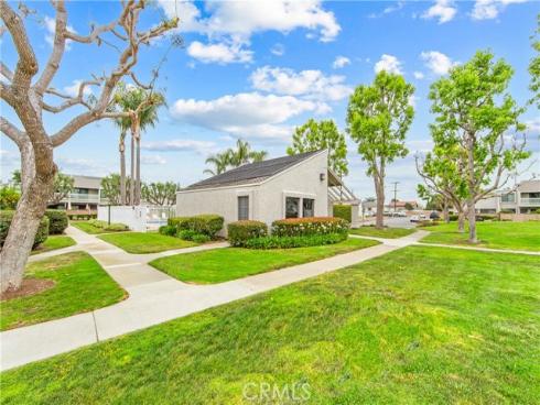 17883 Pollard Lane 58 , Huntington Beach, CA