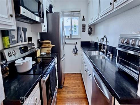 16408  Vista Roma  CI116  Circle, Huntington Beach, CA