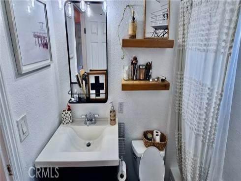 16408  Vista Roma  CI116  Circle, Huntington Beach, CA