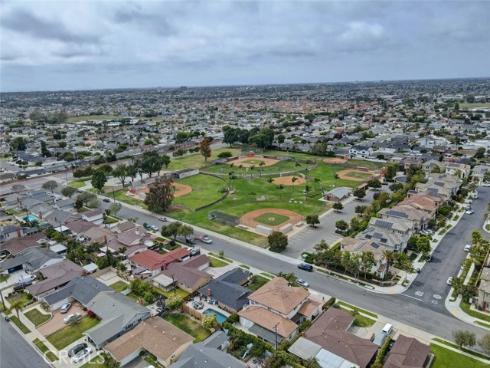 9151 Gettysburg Drive, Huntington Beach, CA