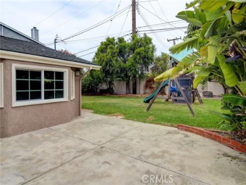9341 Grand Drive, Huntington Beach, CA