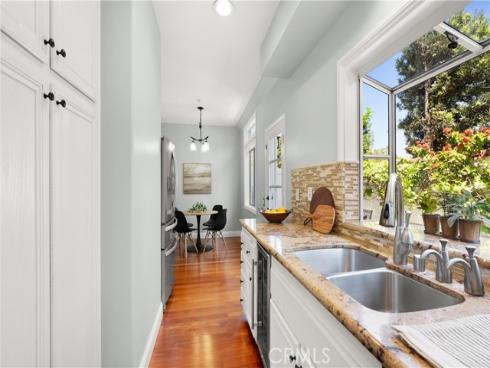 18731 Chapel Lane, Huntington Beach, CA