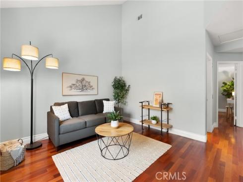 18731 Chapel Lane, Huntington Beach, CA