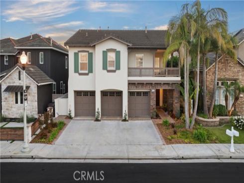 19139 Chandon Lane, Huntington Beach, CA