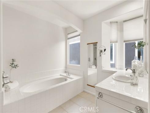 19139 Chandon Lane, Huntington Beach, CA