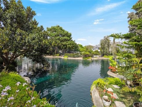 20092 Bayfront 206 Lane, Huntington Beach, CA