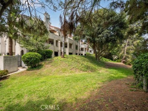 17202 Corbina 206 Lane, Huntington Beach, CA