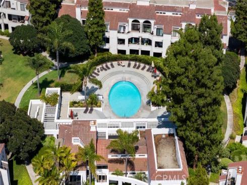 17202 Corbina 206 Lane, Huntington Beach, CA