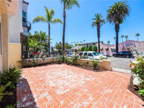 326 6th Street, Huntington Beach, CA