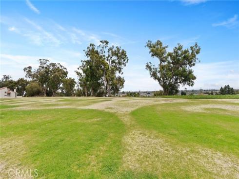 18301 Gum Tree Lane, Huntington Beach, CA