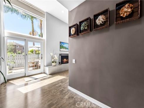 18743 Club Lane, Huntington Beach, CA