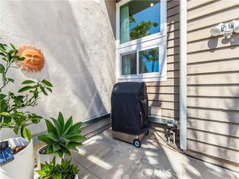 18743 Club Lane, Huntington Beach, CA