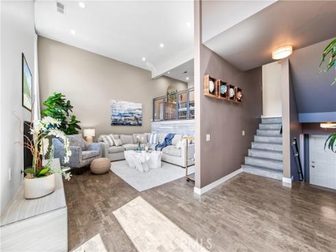 18743 Club Lane, Huntington Beach, CA