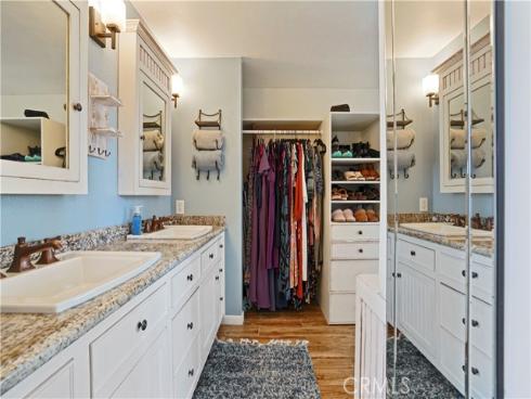 17882 Hallcroft Lane, Huntington Beach, CA