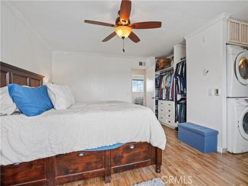 17882 Hallcroft Lane, Huntington Beach, CA