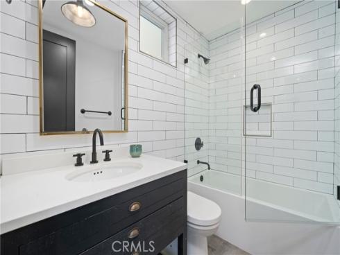 303 12th Street, Huntington Beach, CA