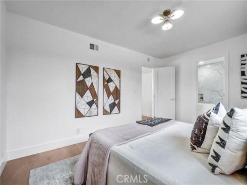 9171 Regatta Drive , Huntington Beach, CA