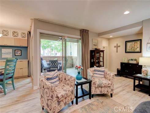 8788 Coral Springs 206A Court, Huntington Beach, CA