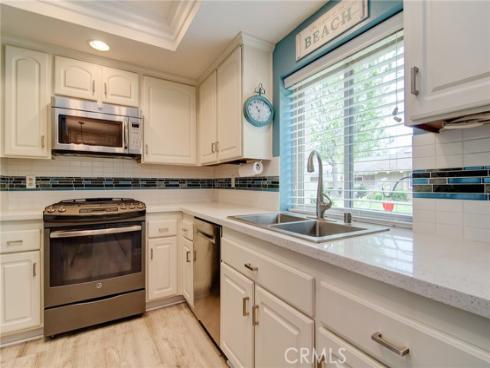 8788 Coral Springs 206A Court, Huntington Beach, CA