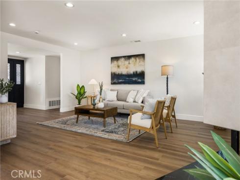 9802 Effingham Drive , Huntington Beach, CA