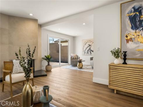 9802 Effingham Drive , Huntington Beach, CA