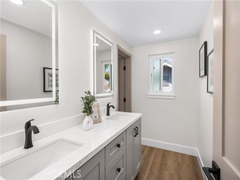 9802 Effingham Drive , Huntington Beach, CA