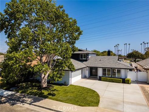 9802 Effingham Drive , Huntington Beach, CA