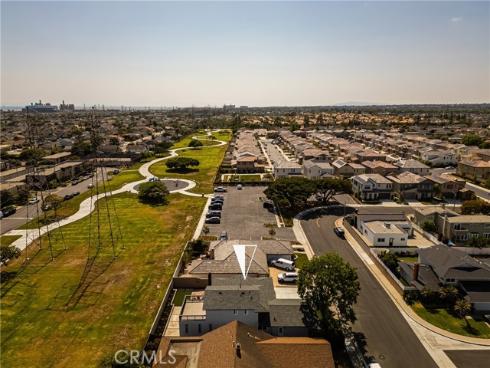 9802 Effingham Drive , Huntington Beach, CA