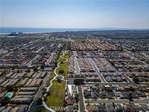 9802 Effingham Drive , Huntington Beach, CA