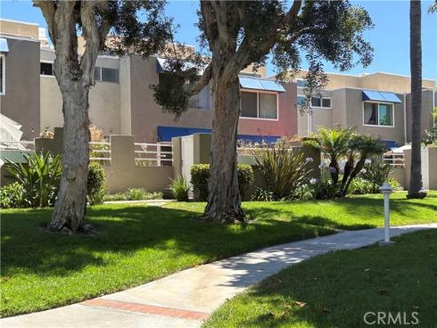 3381 Bandit Circle, Huntington Beach, CA