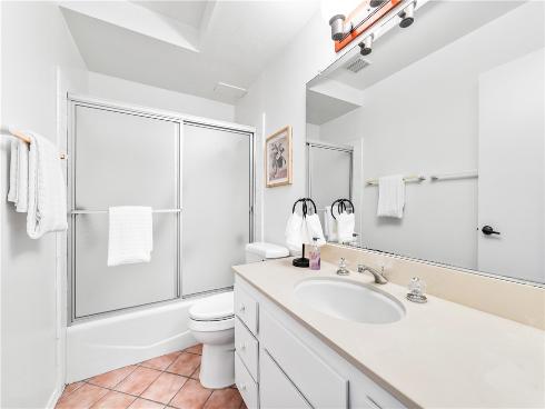 19332 Evening Hill Drive, Huntington Beach, CA