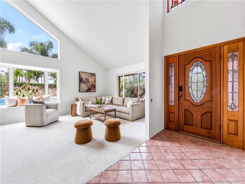 19332 Evening Hill Drive, Huntington Beach, CA