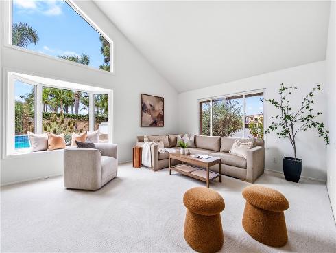 19332 Evening Hill Drive, Huntington Beach, CA