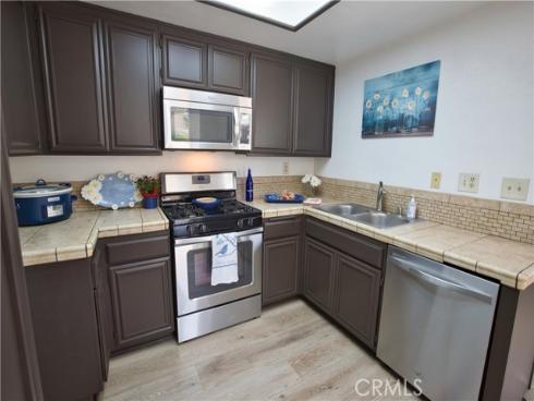 16102 Warmington 15 Lane, Huntington Beach, CA