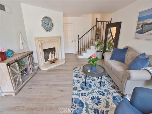 16102 Warmington 15 Lane, Huntington Beach, CA