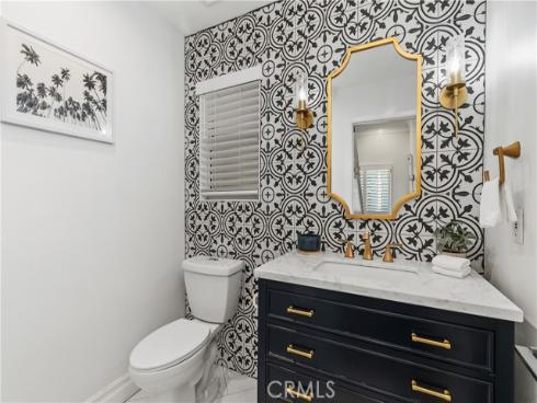 117 Alabama Street, Huntington Beach, CA