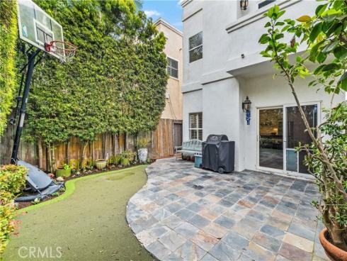 117 Alabama Street, Huntington Beach, CA