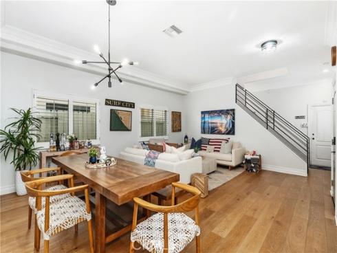 117 Alabama Street, Huntington Beach, CA