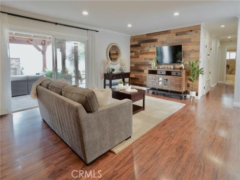 7642 Rhone Lane, Huntington Beach, CA