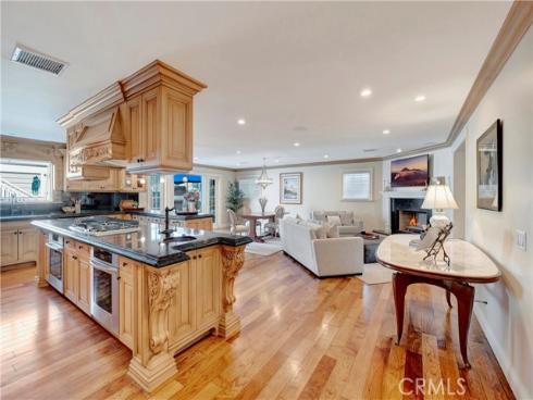 1822 Pine Street, Huntington Beach, CA