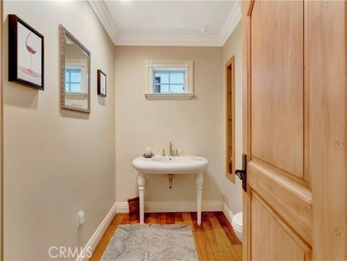 1822 Pine Street, Huntington Beach, CA