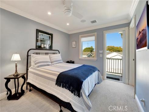 1822 Pine Street, Huntington Beach, CA