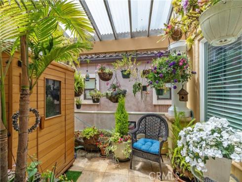 2118 Pacific Coast , Huntington Beach, CA