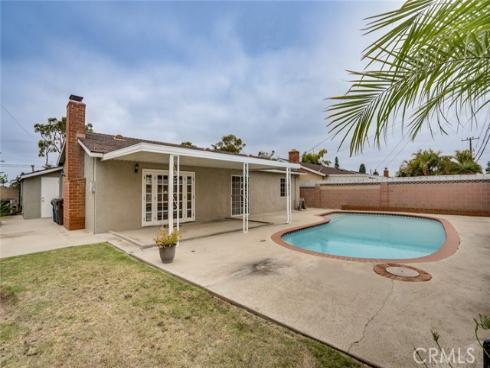 5202  Caliente   Drive, Huntington Beach, CA